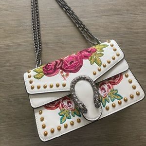 Dionysus Floral Embroidered White Handbag w/ Gold
